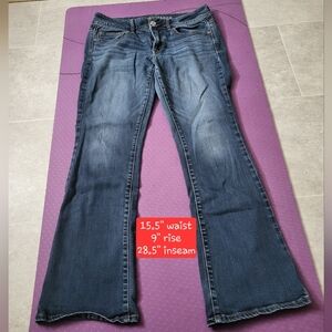 AE Kickboot Jeans Sz8 short